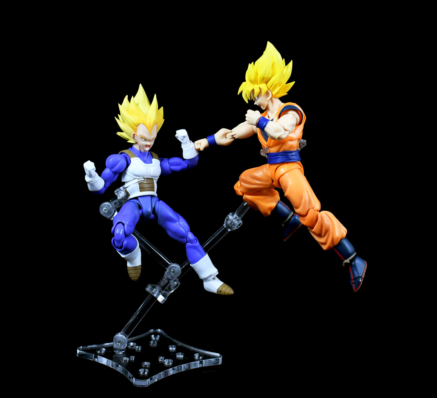 Flight Clip Adapter Set - compatible with tamashii and mafex stand arms.