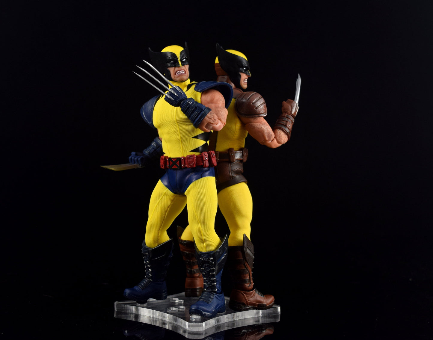 M-Base - 5 pack - Compatible with Mezco stand arms/pegs + 6 others - 5 bases
